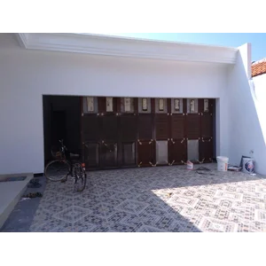 Pintu Garasi Dorong