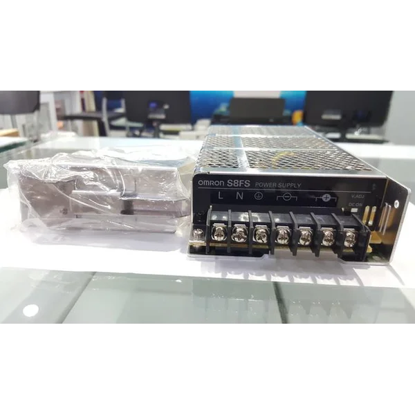 Switching Power Supply OMRON S8FS-C15024J + S82Y-FSC150DIN