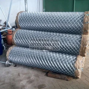 Kawat Harmonika Galvanis 1.6 mm lubang 3x3 cm