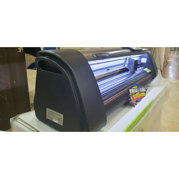 Mesin Cutting Sticker  JINKA NXL 1661 PRO LED