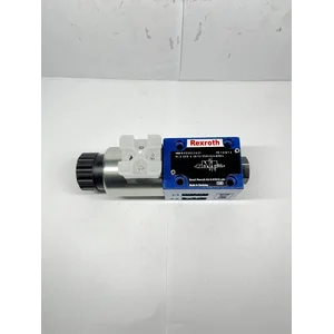 Bosch Rexroth M-3SED6UK13/350CG24N9K4 Hydraulic Directional Poppet Solenoid Valve 24V