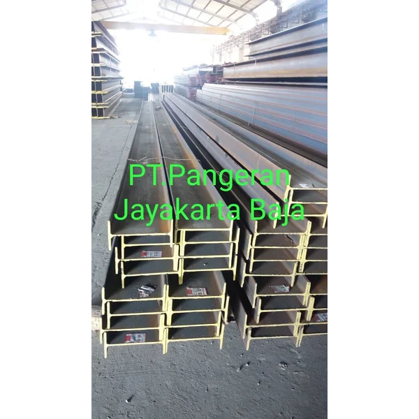 Besi WF GG 600 X 200 X 11 X17 -12 meter GG (GUNUNG GARUDA)