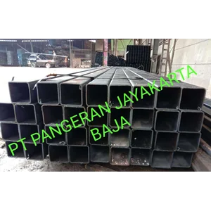 Besi Hollow Hitam 30 x 30 x 2.2mm x 6m