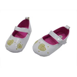 Sepatu Bayi Prewalker Baby Mc - White Love