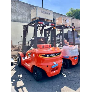 Forklift Elektrik 3 Ton Noblelift 3 Meter 80V/268Ah Fast Charging Lithium Battery FE4P30NP Series 