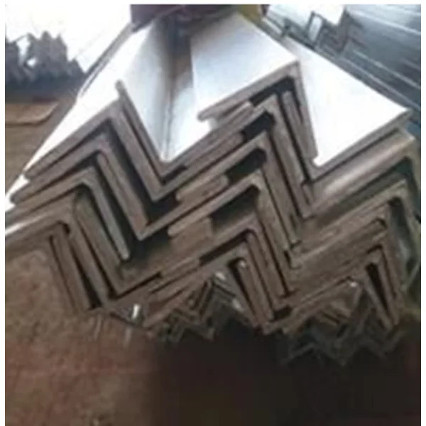 Besi Siku Ukuran 50x50x4mm x 6M