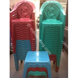  Plastic Garden Chair With A Fish Motif Louhan
