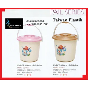 Ember Plastik 3 galon Neo Taiwan