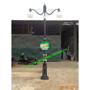 Antique Lighting Garden Electric Pole