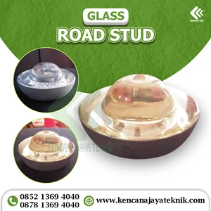 Glass Road Stud