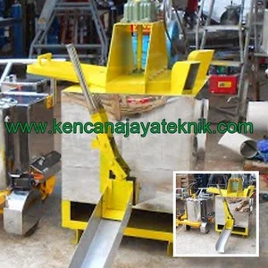Mesin Pemasak dan Pengaduk Cat Thermoplastik Mesin Marka Jalan