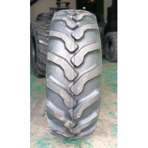 Ban Backhoe Loader Armour 16.9-24 / 12PR R4