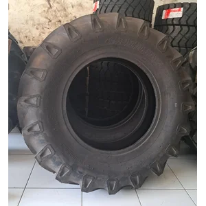 Ban Traktor Speedways 13.6-26 / 8PR Gripking R-1
