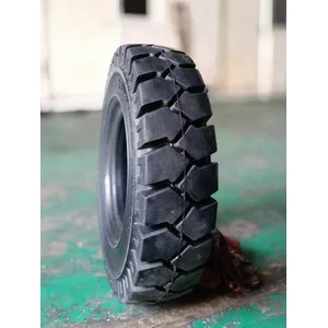 Trelleborg 500-8 XP-700 Solid Forklift Tires