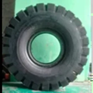 Ban Reach Stacker Tiron 18.00-25/40PR E-4