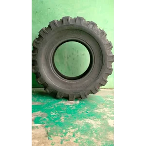Ban Backhoe Loader Maxima 16.9-24/12PR R4
