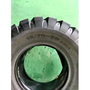 Ban Loader Vinwin 16/70-20 16PR E3/L3 (Full Set)