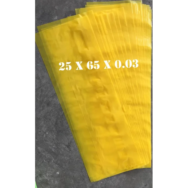 Kantong plastik LLDPE Ori Kuning uk.25 x 65 x 0.03