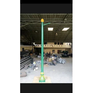 Tiang PJU B
