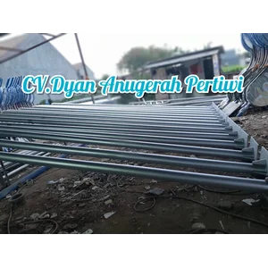 Tiang PJU 3