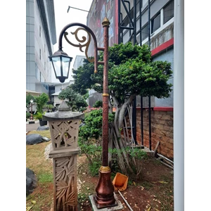 Antique Garden Light Pole Product