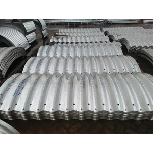 Pipa Baja Bergelombang/Pipa Gorong Gorong Baja Galvanis/Armco type Multi Plate Pipe diameter 2 meter hingga 8 meter 