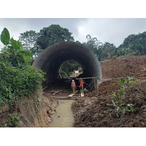 Pipa Baja Bergelombang/Pipa Gorong Gorong Baja Galvanis/Armco type Multi Plate Pipe diameter 2 meter hingga 8 meter 