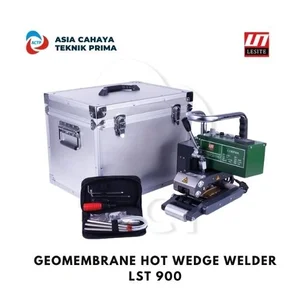 Geomembrane Hot Wedge Welder LST900