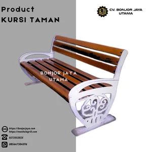 Kursi Taman Besi Untuk Outdoor