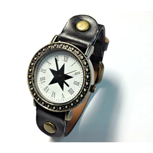 Stylish Star Pattern Quartz Wrist Watch Wristwatch With Leather Band Black ( Jam Tangan )