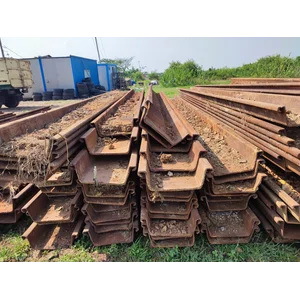 Besi Sheetpile  Sp3 bekas/baru proyek