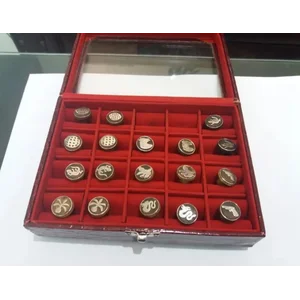 Sepasang Kancing / Buttons Baju Jas (Gaharu + Perak)