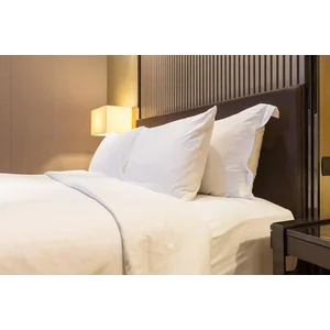 Sprei Hotel Flat Sheet Cvc 200Tc Putih