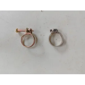 Pipa clamp untuk selang hidrolik