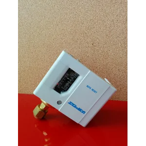 Alat Ukur Tekanan Air 