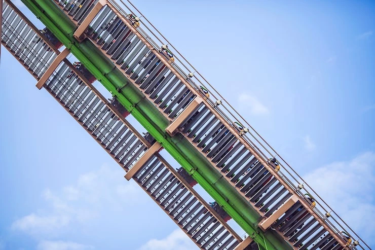 Industri Apa Saja yang Mengandalkan Conveyor Chain?
