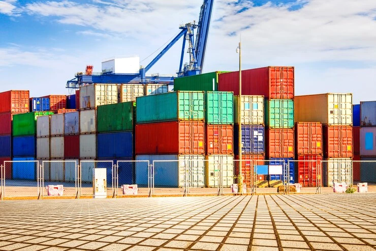 Menggali Keuntungan Bisnis dari Penggunaan Container Bekas 20 Feet