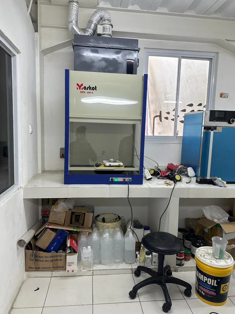 Pemasangan Ductless Fumehood PT Indolumas Grease CHAMPOIL - foto 2